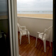 Hotel Belvedere Spiaggia Римини балкон