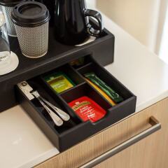 Отель Courtyard by Marriott Vilnius City Center сейф в номере