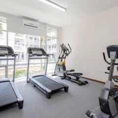 Отель The Holiday Resort фитнесс-зал фото 2