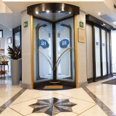 Отель iH Hotels Milano Bocconi Италия, Милан - 1 отзыв об отеле, цены и фото номеров - забронировать отель iH Hotels Milano Bocconi онлайн интерьер отеля фото 3