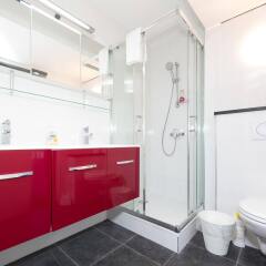 Отель Louise Uptown House в номере