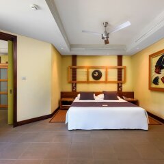 Отель Beachcomber Trou aux Biches Resort & Spa фото 2