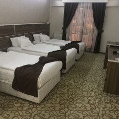 Perama Hotel сейф в номере
