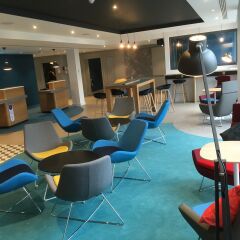 Отель Holiday Inn Express St. Albans - M25, Jct.22 гостиничный бар