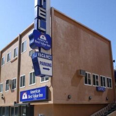 Отель Americas Best Value Inn - Los Angeles/Hollywood США, Лос-Анджелес - отзывы, цены и фото номеров - забронировать отель Americas Best Value Inn - Los Angeles/Hollywood онлайн вид на фасад