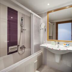 Hotel Bel Azur Thalasso & Bungalows ванная фото 2
