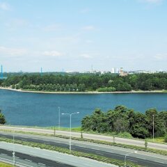 Отель Holiday Inn West Ruoholahti Хельсинки балкон