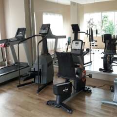 Long Beach Cha-Am Hotel фитнесс-зал фото 4