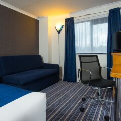 Отель Holiday Inn Express Manchester East Великобритания, Манчестер - отзывы, цены и фото номеров - забронировать отель Holiday Inn Express Manchester East онлайн комната для гостей фото 3