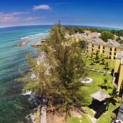 Отель Jewel Paradise Cove Adult Beach Resort & Spa пляж фото 2