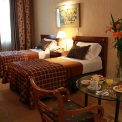Отель Mayflower Suites в номере