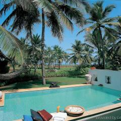 Отель Taj Exotica Resort & Spa, Goa бассейн