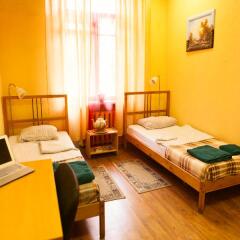 Moscow Home Hostel Стандартный номер с 2 отдельными кроватями фото 2