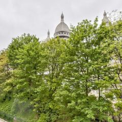 Отель Montmartre, With an Amazing View Over Paris ! фото 6