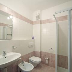 Отель Residence Isolino Италия, Вербания - отзывы, цены и фото номеров - забронировать отель Residence Isolino онлайн ванная фото 2