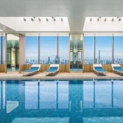 Отель The Prince Gallery Tokyo Kioicho, A Luxury Collection Hotel Япония, Токио - отзывы, цены и фото номеров - забронировать отель The Prince Gallery Tokyo Kioicho, A Luxury Collection Hotel онлайн бассейн фото 2