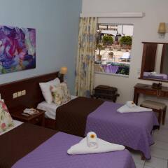Philoxenia Hotel Apartments комната для гостей фото 4