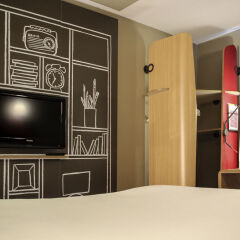 Отель ibis London Excel-Docklands Великобритания, Лондон - отзывы, цены и фото номеров - забронировать отель ibis London Excel-Docklands онлайн удобства в номере фото 2