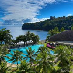 Отель Tahiti Pearl Beach Resort Французская Полинезия, Аруе - отзывы, цены и фото номеров - забронировать отель Tahiti Pearl Beach Resort онлайн бассейн фото 3