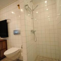 Отель Esben Juhls Guest Rooms Копенгаген ванная