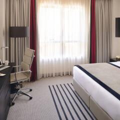 Voco Riyadh Hotel in Riyadh, Saudi Arabia from 246$, photos, reviews - zenhotels.com guestroom photo 4
