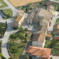 Отель Bed And Breakfast San Firmano Монтелупоне