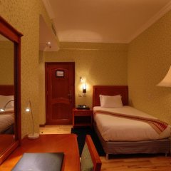 Abyssinia Renaissance Hotel in Addis Ababa, Ethiopia from 147$, photos, reviews - zenhotels.com guestroom photo 2