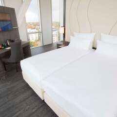 Отель Best Western Plus Plaza Almere комната для гостей