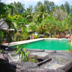 Отель Lanta Scenic Bungalow Таиланд, Ланта - отзывы, цены и фото номеров - забронировать отель Lanta Scenic Bungalow онлайн бассейн фото 3