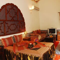 Отель Riad La Perle De La Médina Марокко, Фес - отзывы, цены и фото номеров - забронировать отель Riad La Perle De La Médina онлайн интерьер отеля фото 3