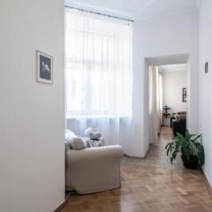 Гостиница Comfort Na Kolokolnoy в Санкт-Петербурге отзывы, цены и фото номеров - забронировать гостиницу Comfort Na Kolokolnoy онлайн Санкт-Петербург комната для гостей фото 4