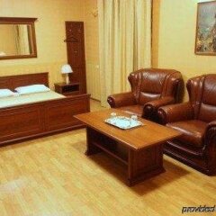 Korona Hostel Чубинское комната для гостей фото 2