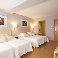Отель Dormavalencia Hostel Испания, Валенсия - отзывы, цены и фото номеров - забронировать отель Dormavalencia Hostel онлайн комната для гостей