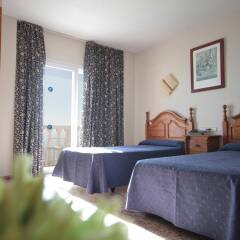 Hotel Mediterraneo Carihuela комната для гостей фото 2