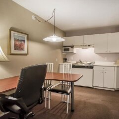 Отель Churchill Living Olympia House в номере