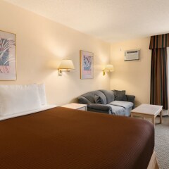 Отель Travelodge Calgary University Канада, Калгари - отзывы, цены и фото номеров - забронировать отель Travelodge Calgary University онлайн комната для гостей