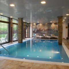 Отель Forest Nook Villas Болгария, Пампорово - отзывы, цены и фото номеров - забронировать отель Forest Nook Villas онлайн бассейн