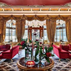 Отель Grand Hotel Tremezzo Италия, Тремеццо - 2 отзыва об отеле, цены и фото номеров - забронировать отель Grand Hotel Tremezzo онлайн интерьер отеля