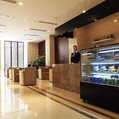 Donghua University Hotel питание