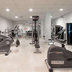 Hotel & Spa Sun Palace Albir фитнесс-зал