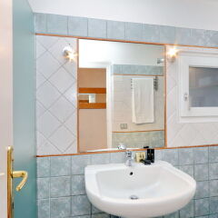 Отель Cozy Borgo - My Extra Home ванная