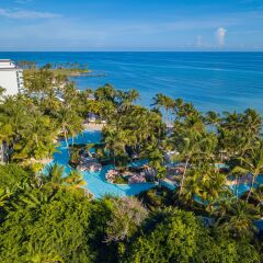 Отель Hilton Rose Hall Resort and Spa пляж