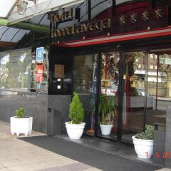 Отель City House Torrelavega Испания, Торрелавега - отзывы, цены и фото номеров - забронировать отель City House Torrelavega онлайн гостиничный бар