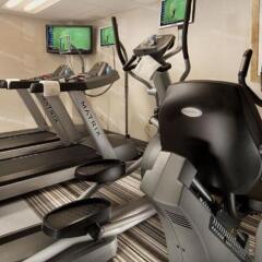 Отель Comfort Inn Downtown DC/Convention Center США, Вашингтон - отзывы, цены и фото номеров - забронировать отель Comfort Inn Downtown DC/Convention Center онлайн фитнесс-зал фото 3