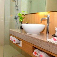 Отель Inna Sindhu Beach - CHSE Certified Индонезия, Бали - 1 отзыв об отеле, цены и фото номеров - забронировать отель Inna Sindhu Beach - CHSE Certified онлайн ванная