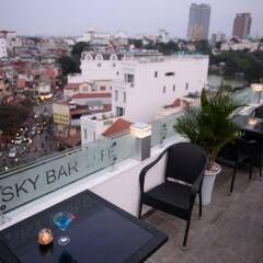 Отель Church Boutique Hotel 58 Hang Gai Вьетнам, Ханой - отзывы, цены и фото номеров - забронировать отель Church Boutique Hotel 58 Hang Gai онлайн балкон
