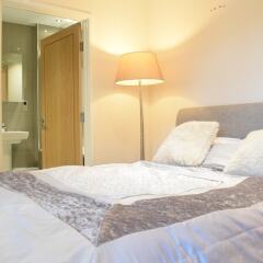 Отель 1 Bedroom Flat In Belsize Park Лондон комната для гостей фото 2