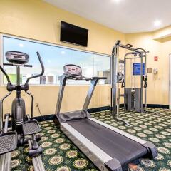 Отель Quality Inn & Suites Glenmont - Albany South фитнесс-зал фото 3