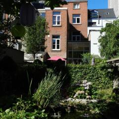 Отель Bed & Breakfast Guesthouse Leman фото 7