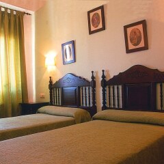 Отель Hostal Macami комната для гостей фото 3